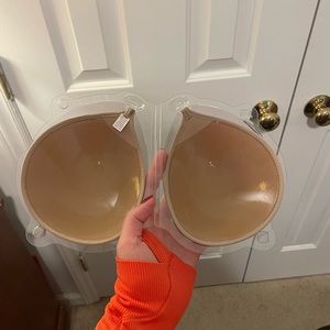 NWOT Sticky Strapless Backless Bra